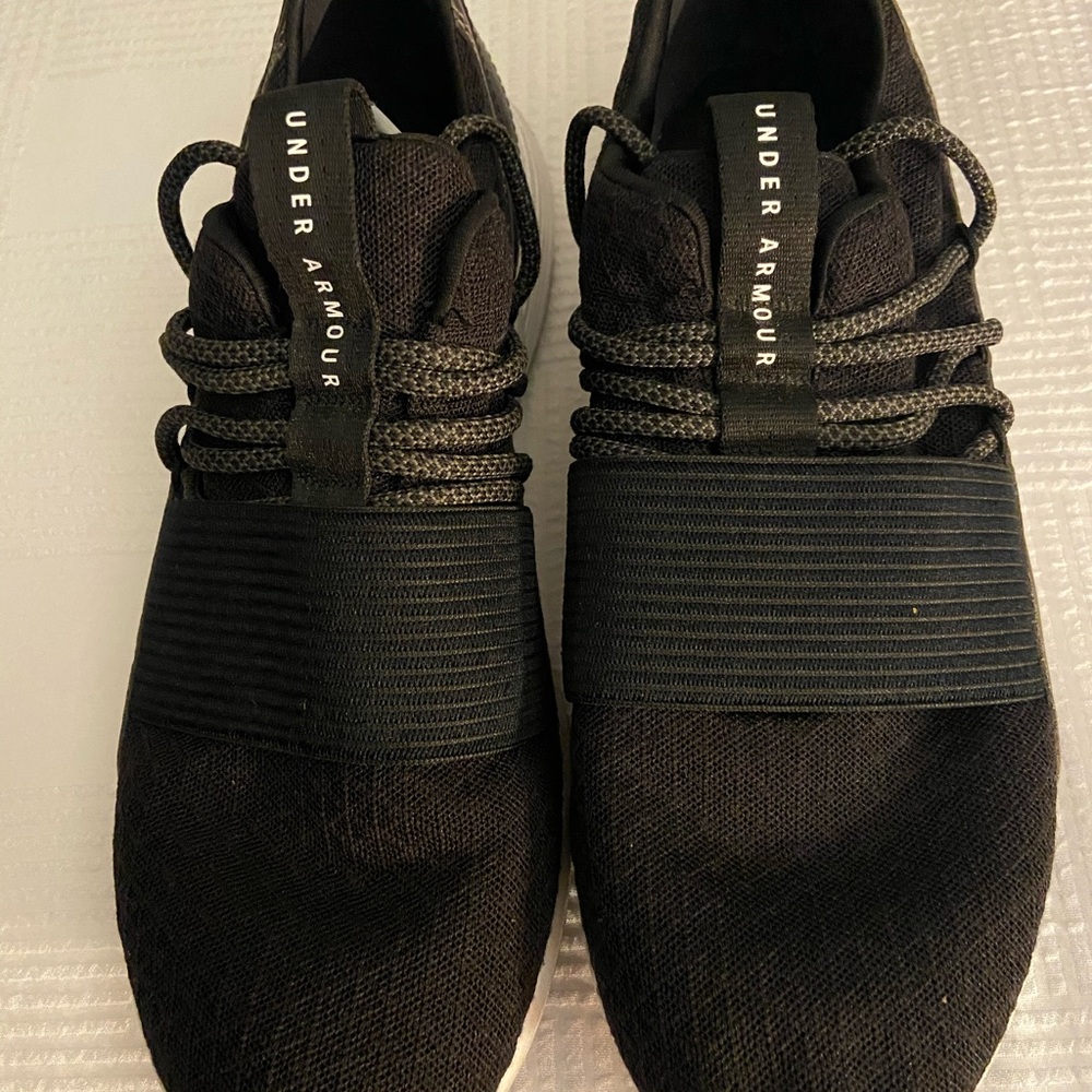 Under armour tennis shoes